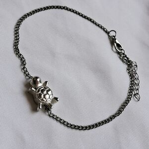 Vintage Silver Toned Turtle Charm Bracelet